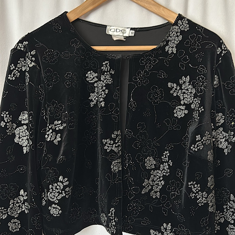 CDC Elegant Black Velvet Glittery Floral Long Sleeve Bolero Jacket Coat *Sz 12* - Picture 3 of 6